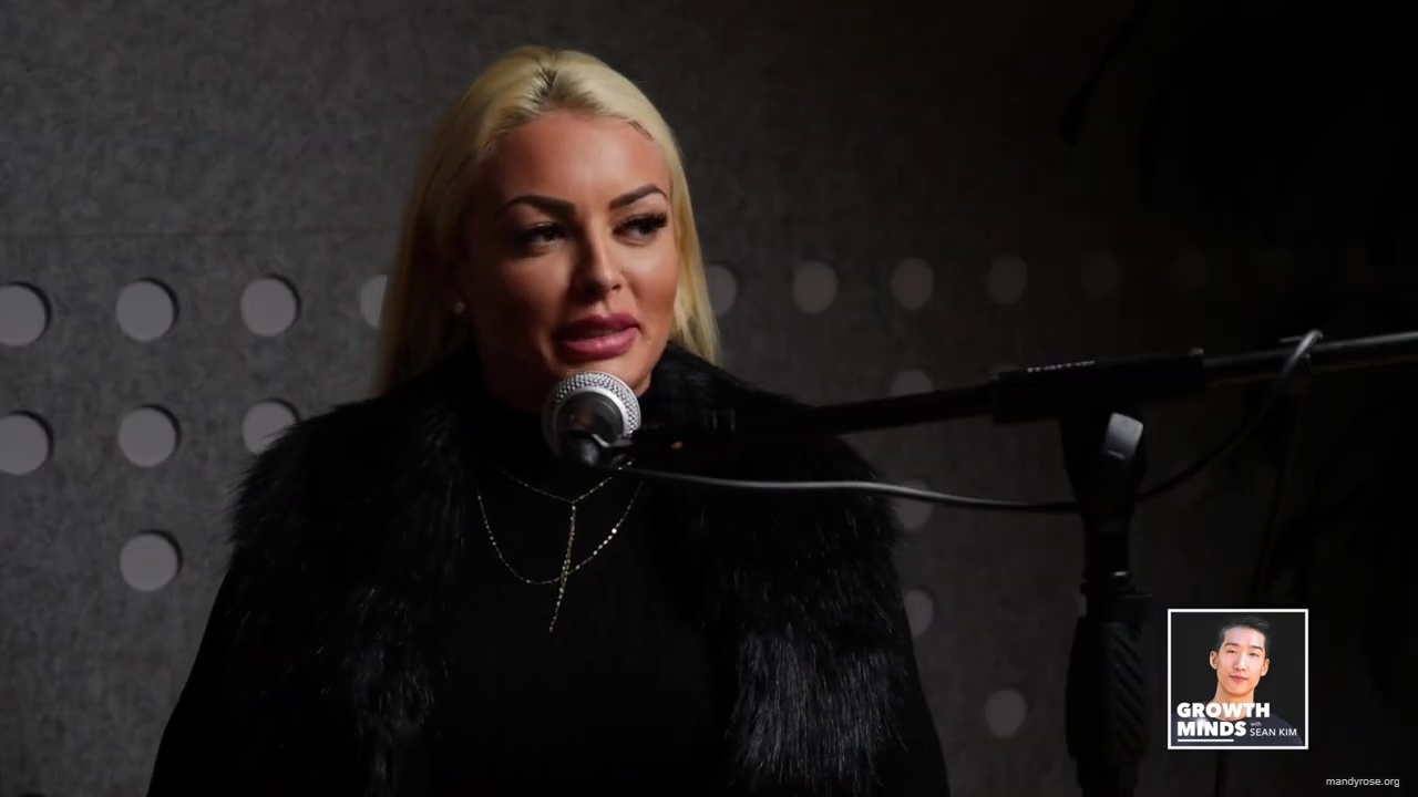 WWE_Superstar_Mandy_Rose_on_Dealing_With_People_Who_Underestimate_You_mp42330.jpg