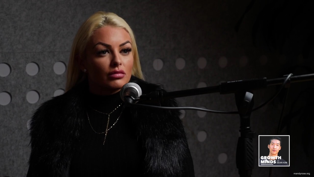 WWE_Superstar_Mandy_Rose_on_Dealing_With_People_Who_Underestimate_You_mp42341.jpg