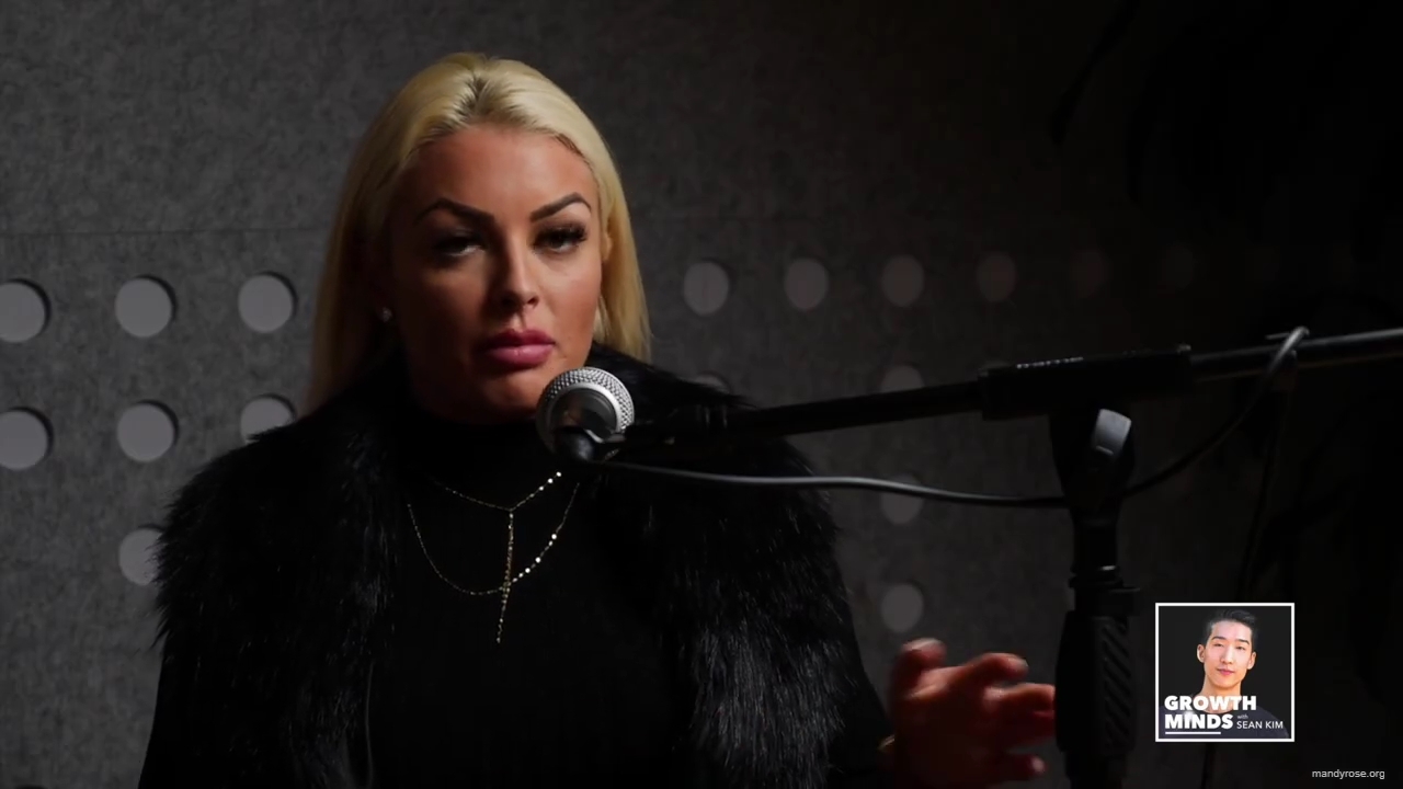 WWE_Superstar_Mandy_Rose_on_Dealing_With_People_Who_Underestimate_You_mp42393.jpg
