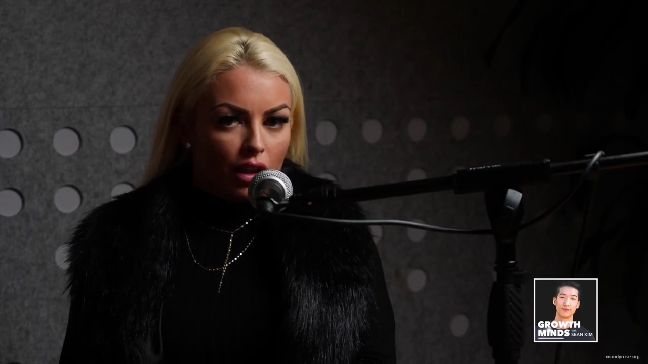 WWE_Superstar_Mandy_Rose_on_Dealing_With_People_Who_Underestimate_You_mp42401.jpg