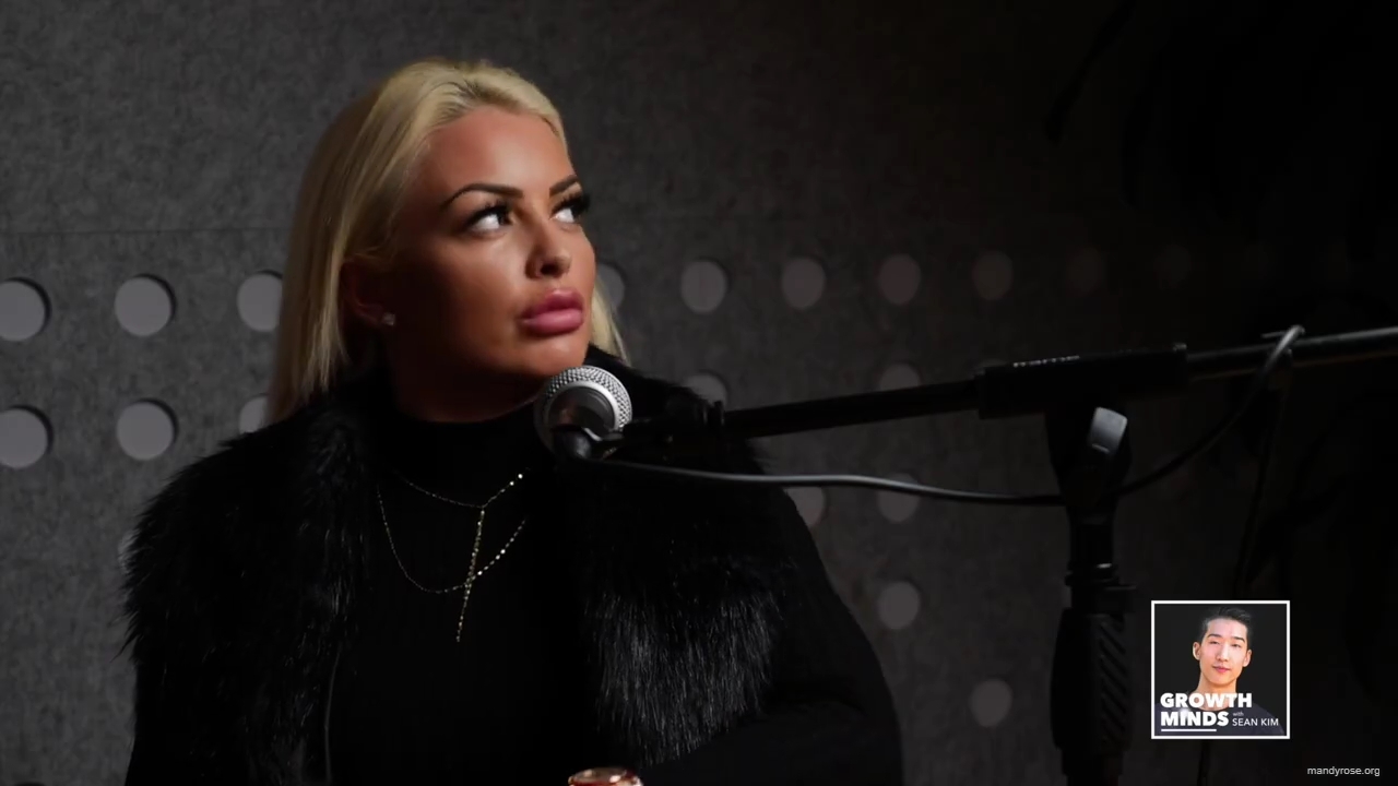 WWE_Superstar_Mandy_Rose_on_Dealing_With_People_Who_Underestimate_You_mp42412.jpg