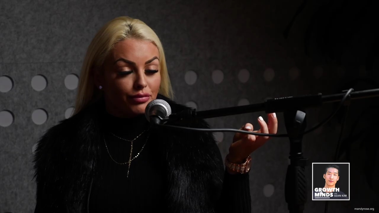 WWE_Superstar_Mandy_Rose_on_Dealing_With_People_Who_Underestimate_You_mp42414.jpg