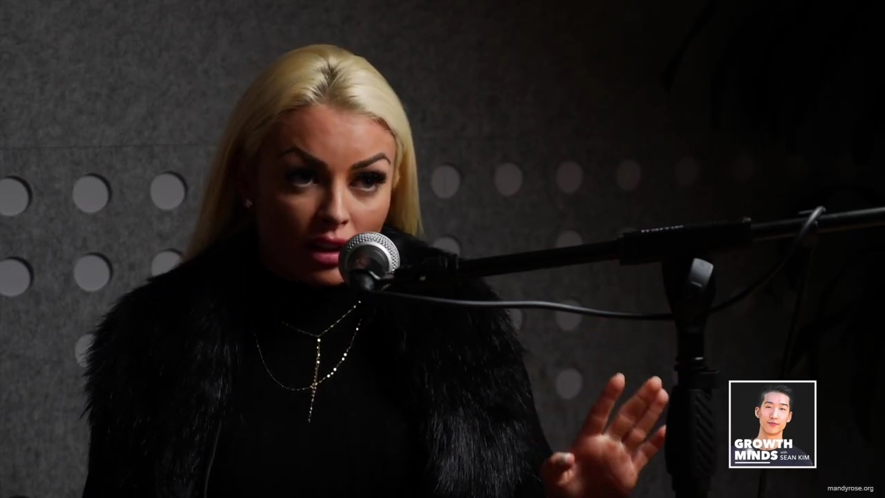 WWE_Superstar_Mandy_Rose_on_Dealing_With_People_Who_Underestimate_You_mp42421.jpg