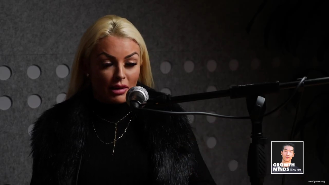 WWE_Superstar_Mandy_Rose_on_Dealing_With_People_Who_Underestimate_You_mp42423.jpg