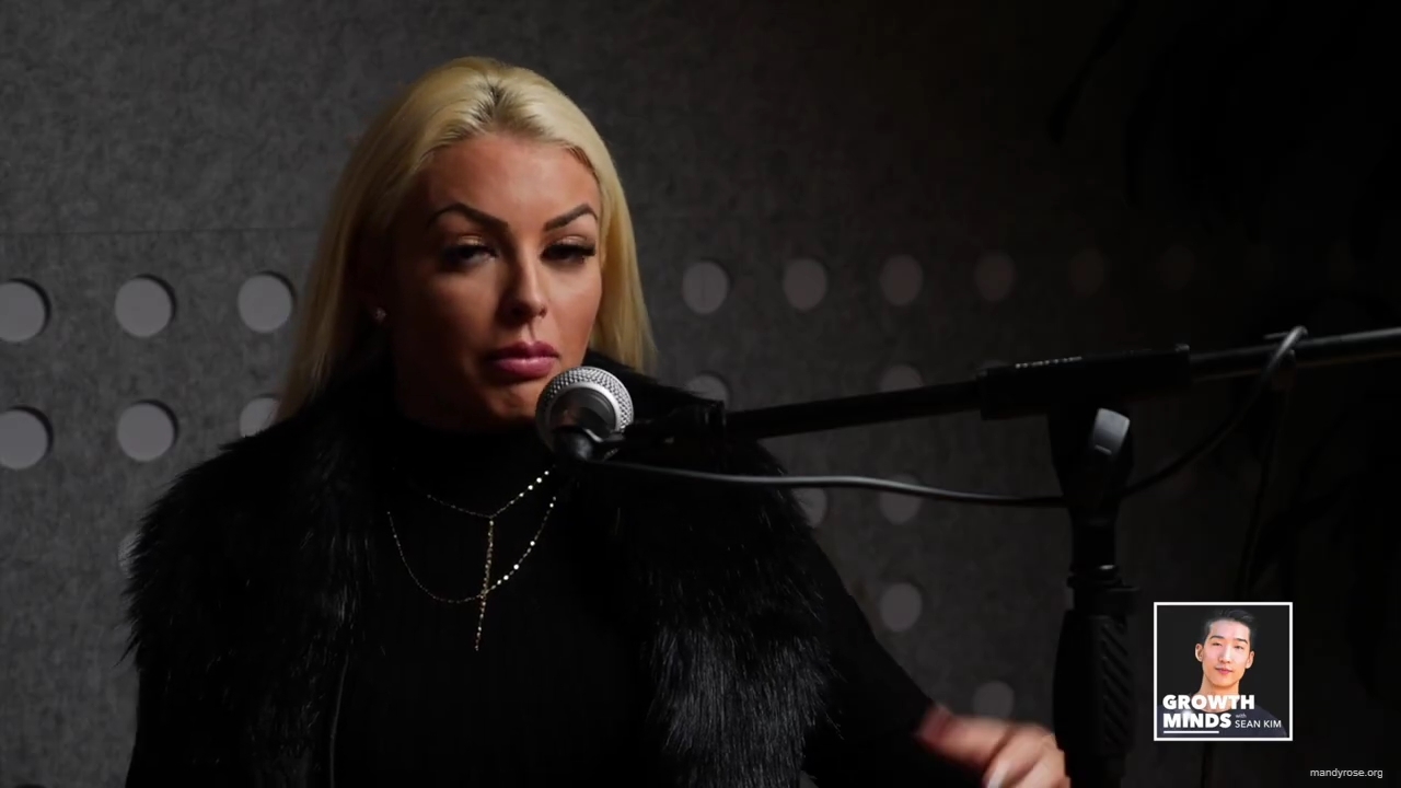 WWE_Superstar_Mandy_Rose_on_Dealing_With_People_Who_Underestimate_You_mp42430.jpg