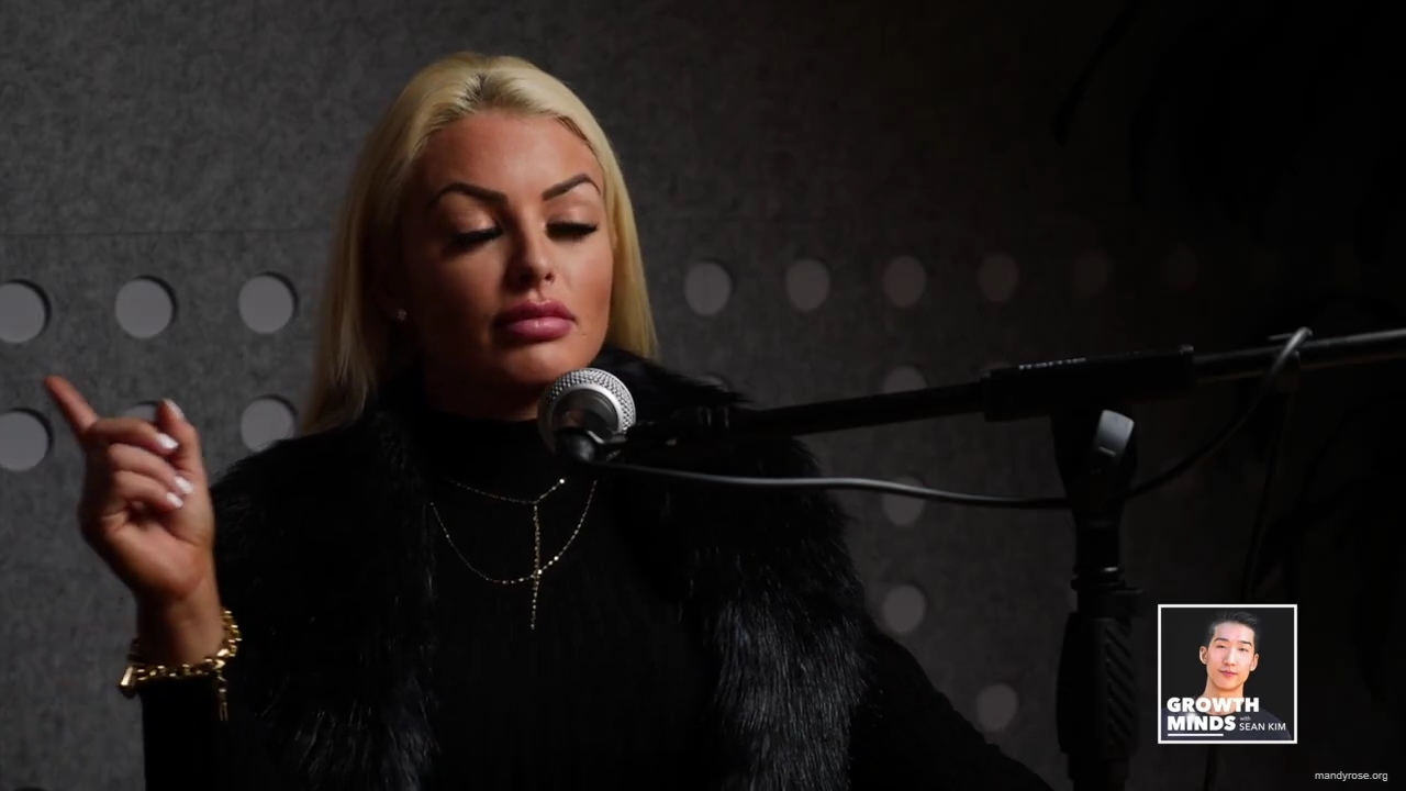 WWE_Superstar_Mandy_Rose_on_Dealing_With_People_Who_Underestimate_You_mp42437.jpg