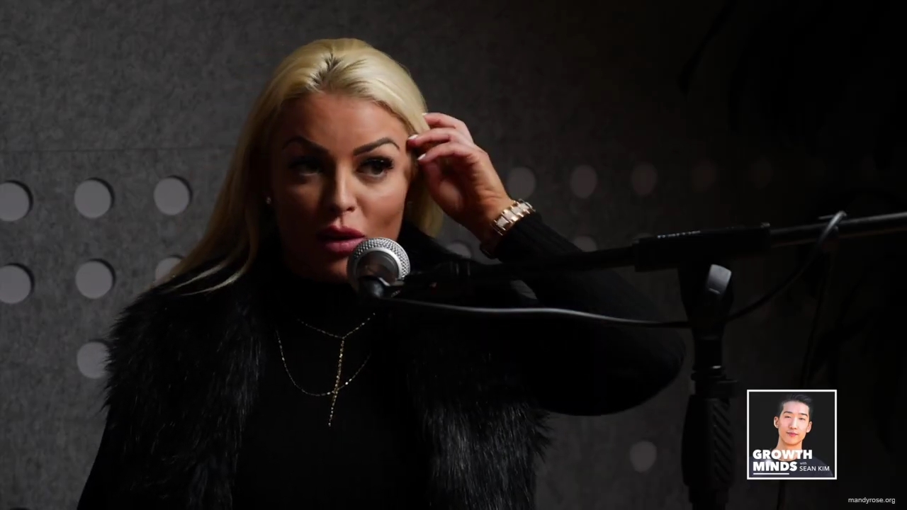WWE_Superstar_Mandy_Rose_on_Dealing_With_People_Who_Underestimate_You_mp42454.jpg