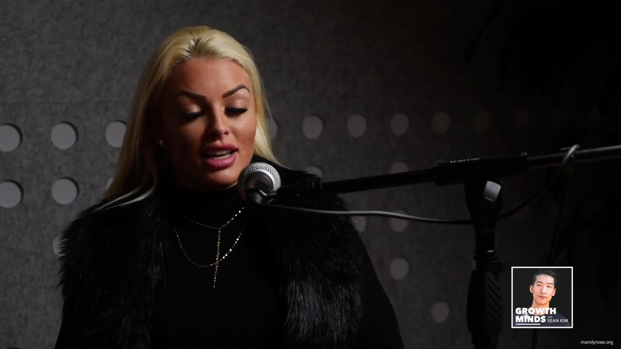 WWE_Superstar_Mandy_Rose_on_Dealing_With_People_Who_Underestimate_You_mp42458.jpg