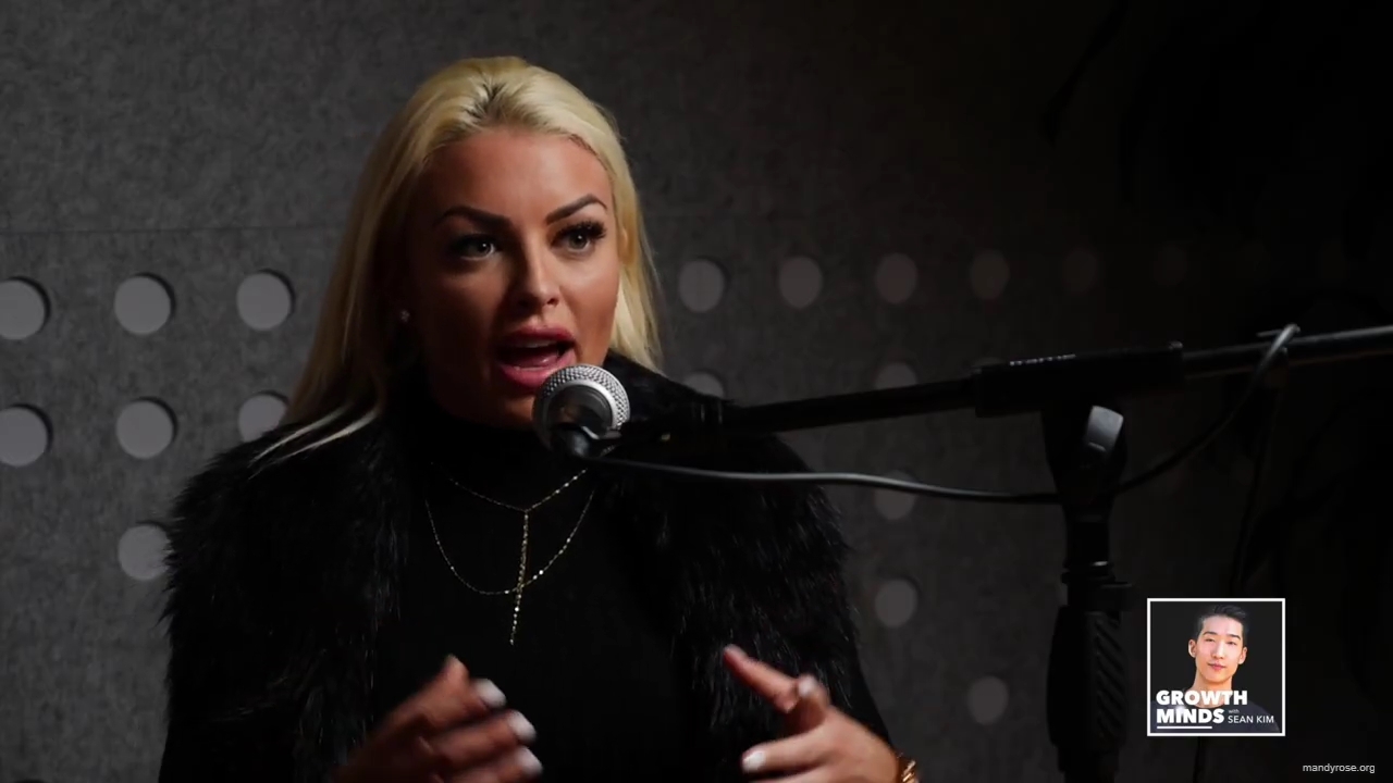 WWE_Superstar_Mandy_Rose_on_Dealing_With_People_Who_Underestimate_You_mp42477.jpg