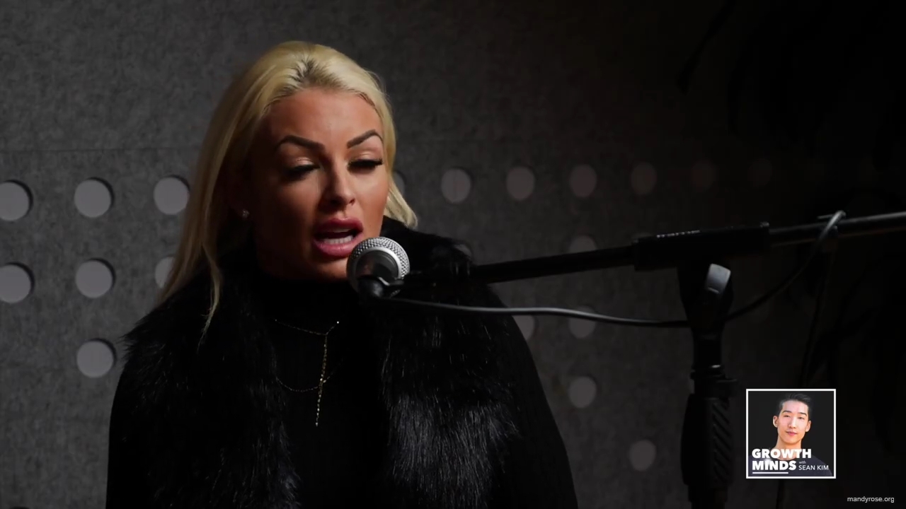 WWE_Superstar_Mandy_Rose_on_Dealing_With_People_Who_Underestimate_You_mp42513.jpg