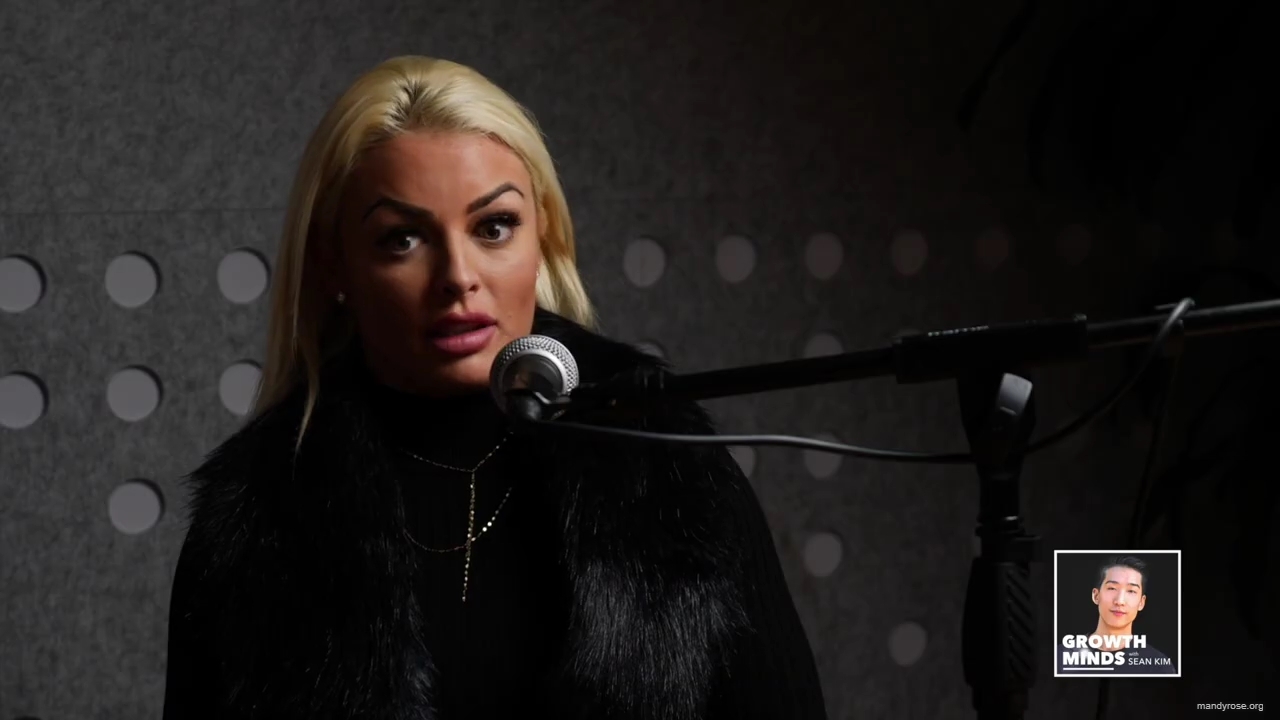 WWE_Superstar_Mandy_Rose_on_Dealing_With_People_Who_Underestimate_You_mp42518.jpg