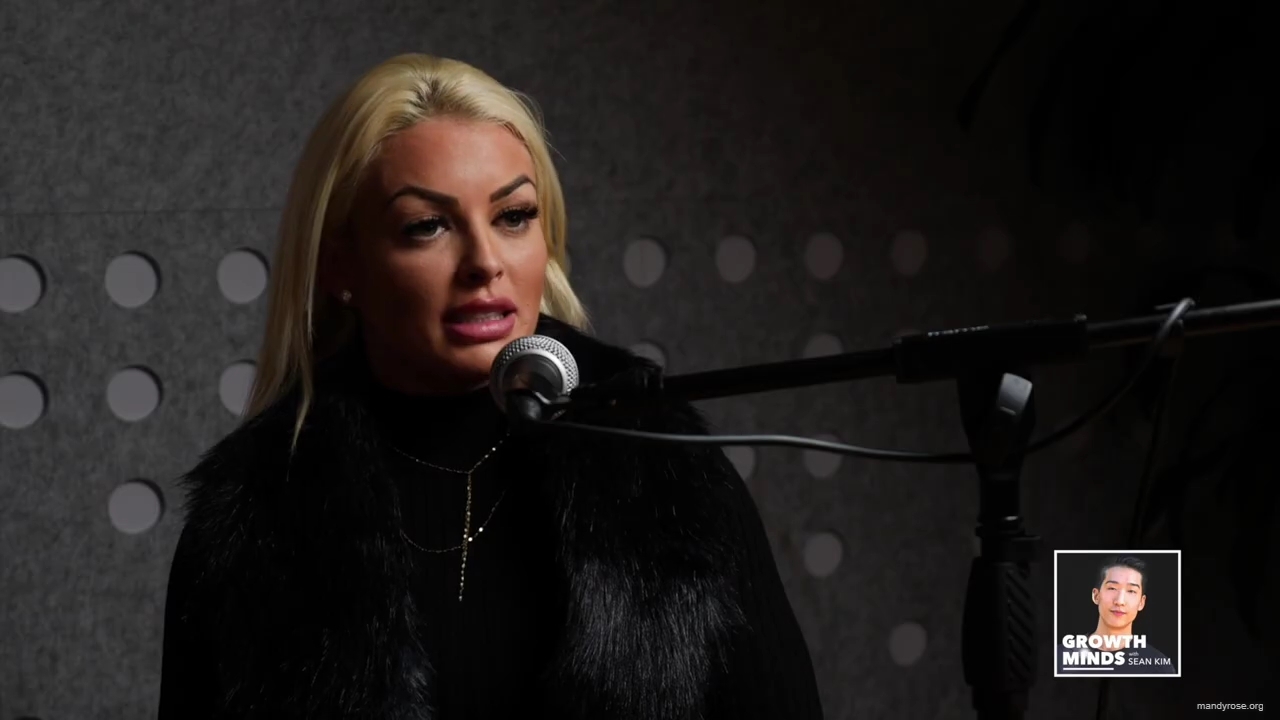 WWE_Superstar_Mandy_Rose_on_Dealing_With_People_Who_Underestimate_You_mp42520.jpg