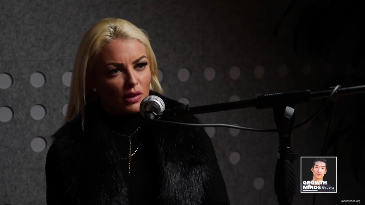 WWE_Superstar_Mandy_Rose_on_Dealing_With_People_Who_Underestimate_You_mp42528.jpg