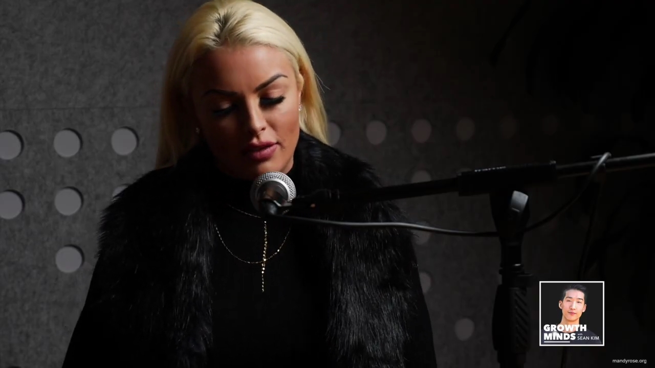 WWE_Superstar_Mandy_Rose_on_Dealing_With_People_Who_Underestimate_You_mp42610.jpg