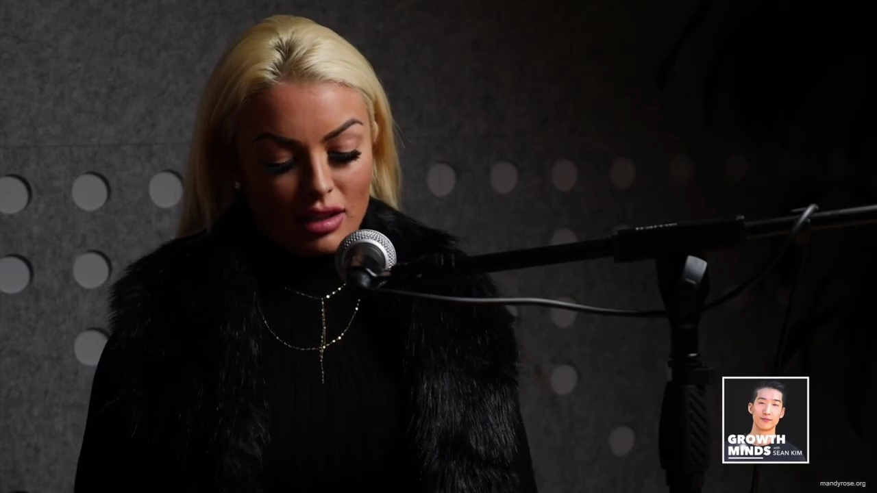 WWE_Superstar_Mandy_Rose_on_Dealing_With_People_Who_Underestimate_You_mp42611.jpg