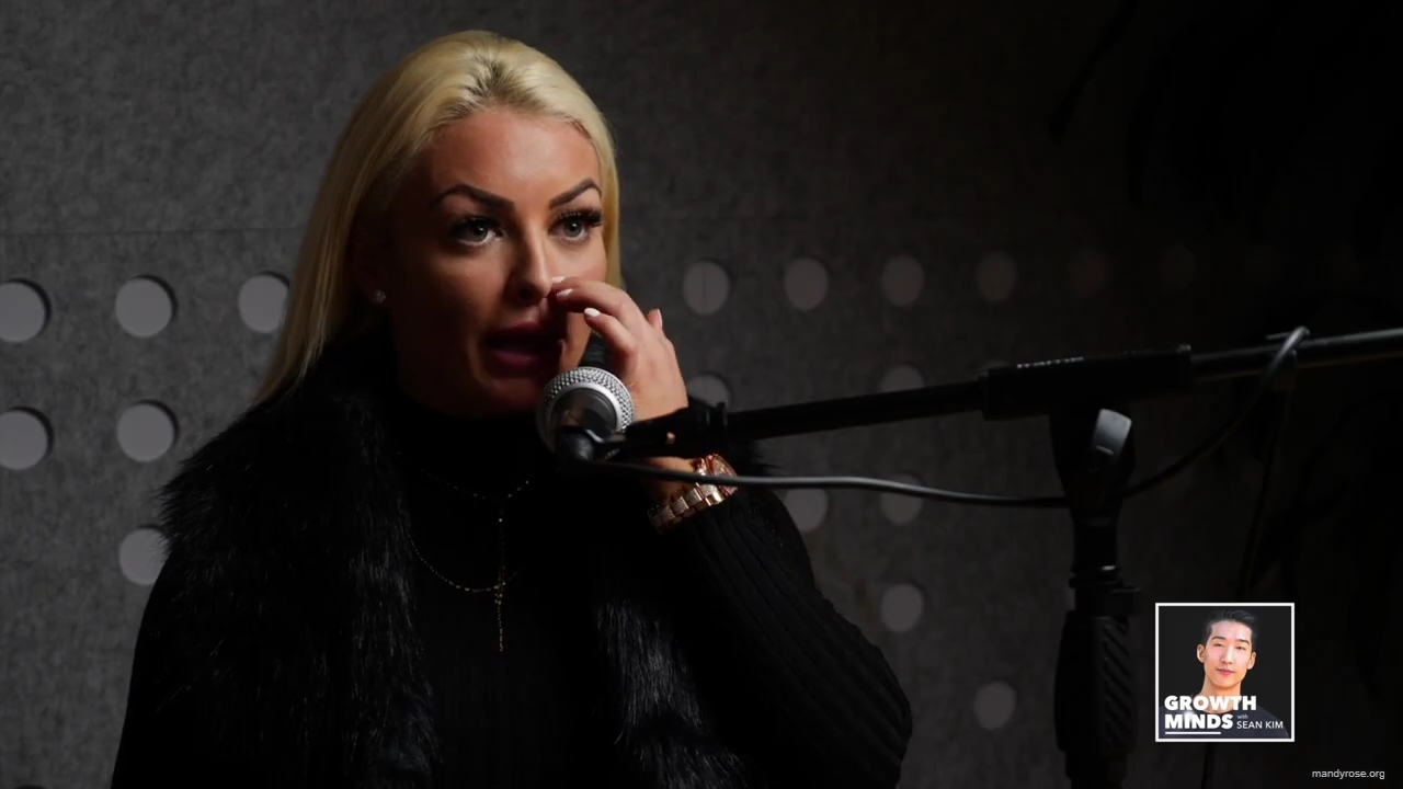 WWE_Superstar_Mandy_Rose_on_Dealing_With_People_Who_Underestimate_You_mp42617.jpg