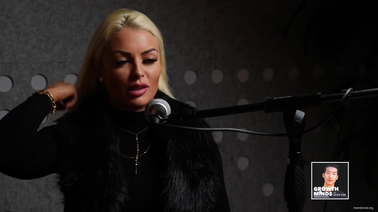 WWE_Superstar_Mandy_Rose_on_Dealing_With_People_Who_Underestimate_You_mp42628.jpg