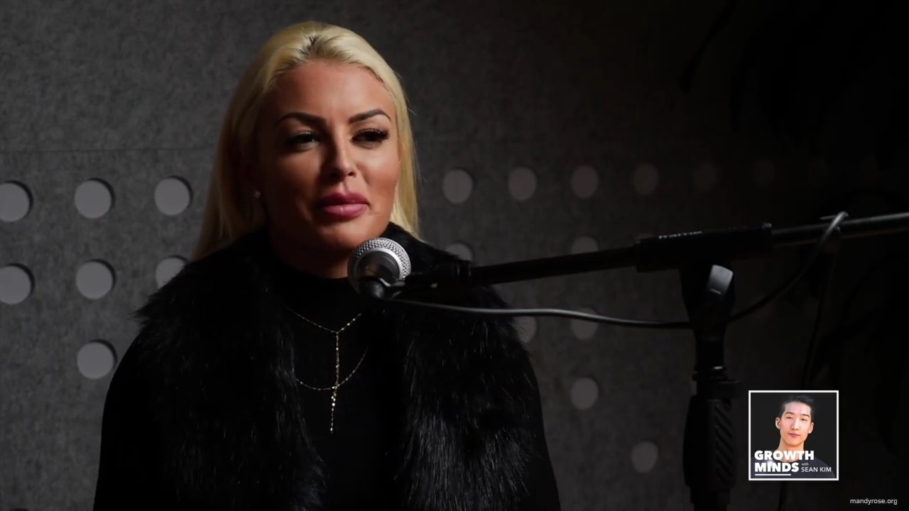 WWE_Superstar_Mandy_Rose_on_Dealing_With_People_Who_Underestimate_You_mp42662.jpg
