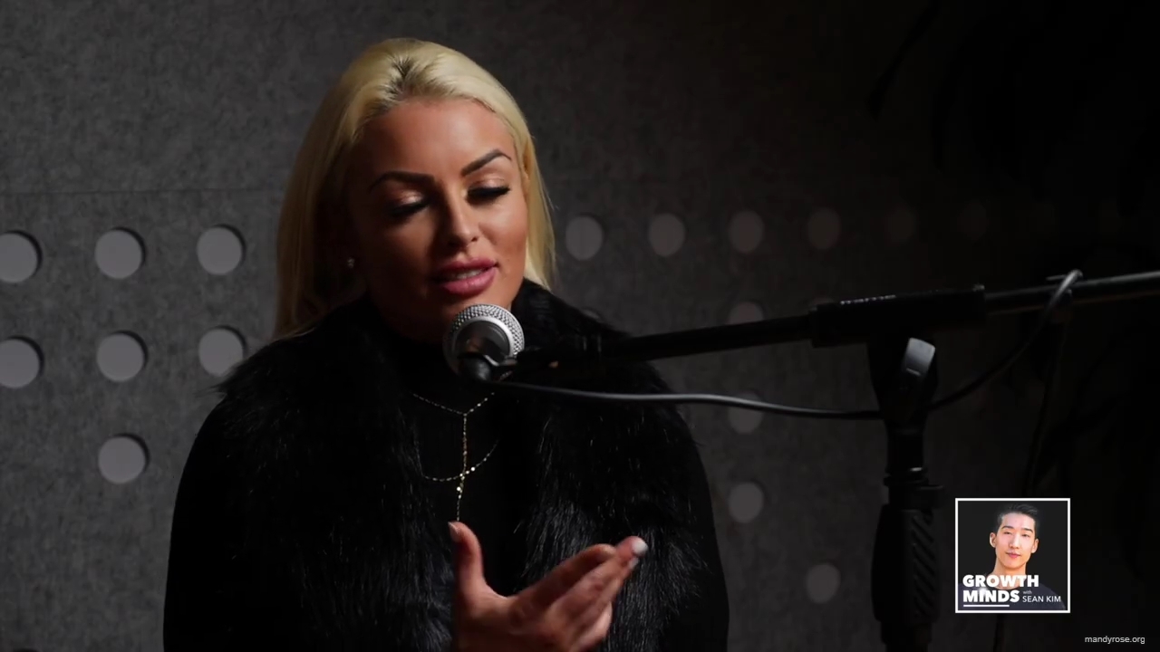 WWE_Superstar_Mandy_Rose_on_Dealing_With_People_Who_Underestimate_You_mp42741.jpg