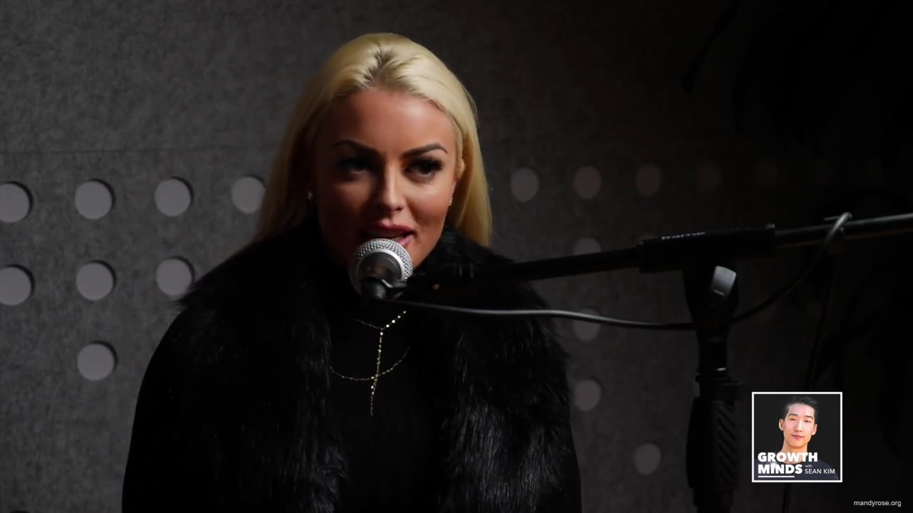 WWE_Superstar_Mandy_Rose_on_Dealing_With_People_Who_Underestimate_You_mp42771.jpg