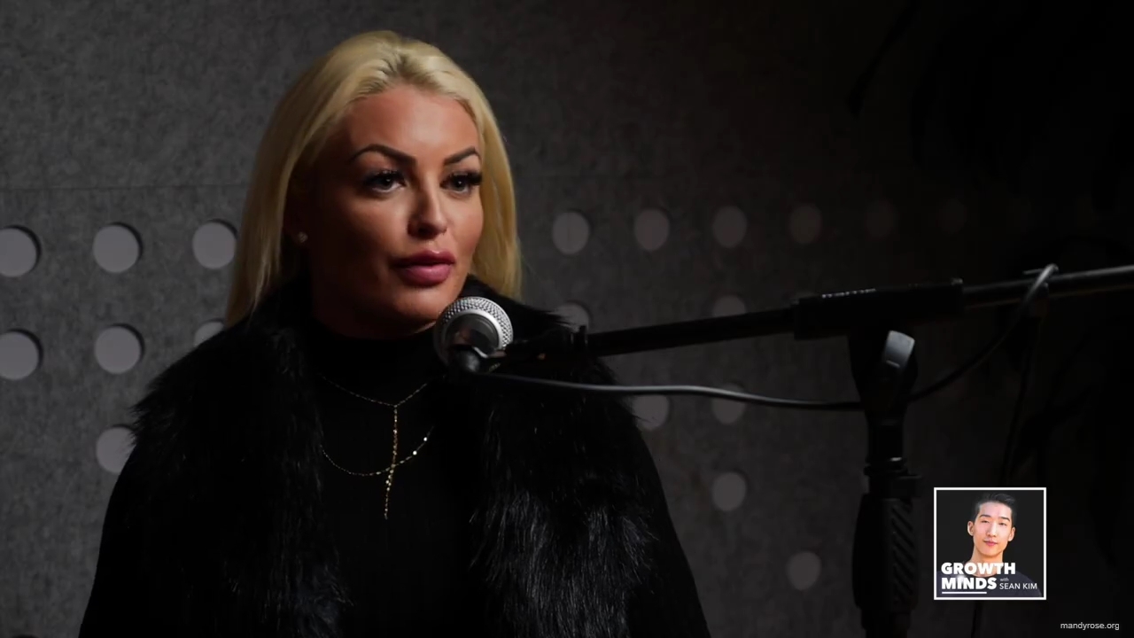 WWE_Superstar_Mandy_Rose_on_Dealing_With_People_Who_Underestimate_You_mp42779.jpg