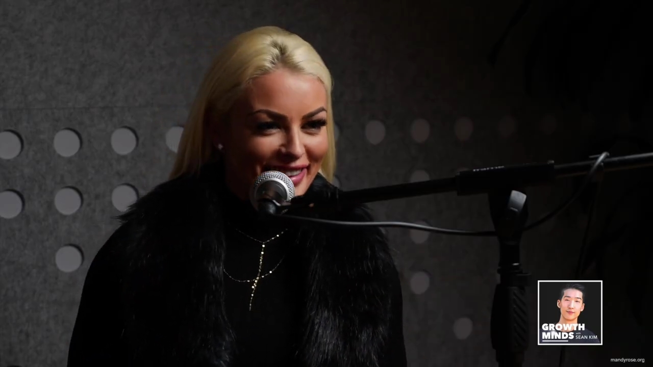 WWE_Superstar_Mandy_Rose_on_Dealing_With_People_Who_Underestimate_You_mp42796.jpg