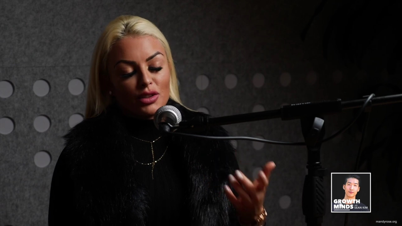 WWE_Superstar_Mandy_Rose_on_Dealing_With_People_Who_Underestimate_You_mp42835.jpg
