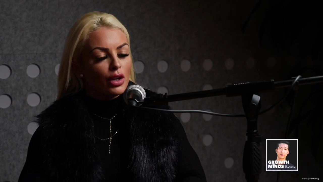 WWE_Superstar_Mandy_Rose_on_Dealing_With_People_Who_Underestimate_You_mp42892.jpg