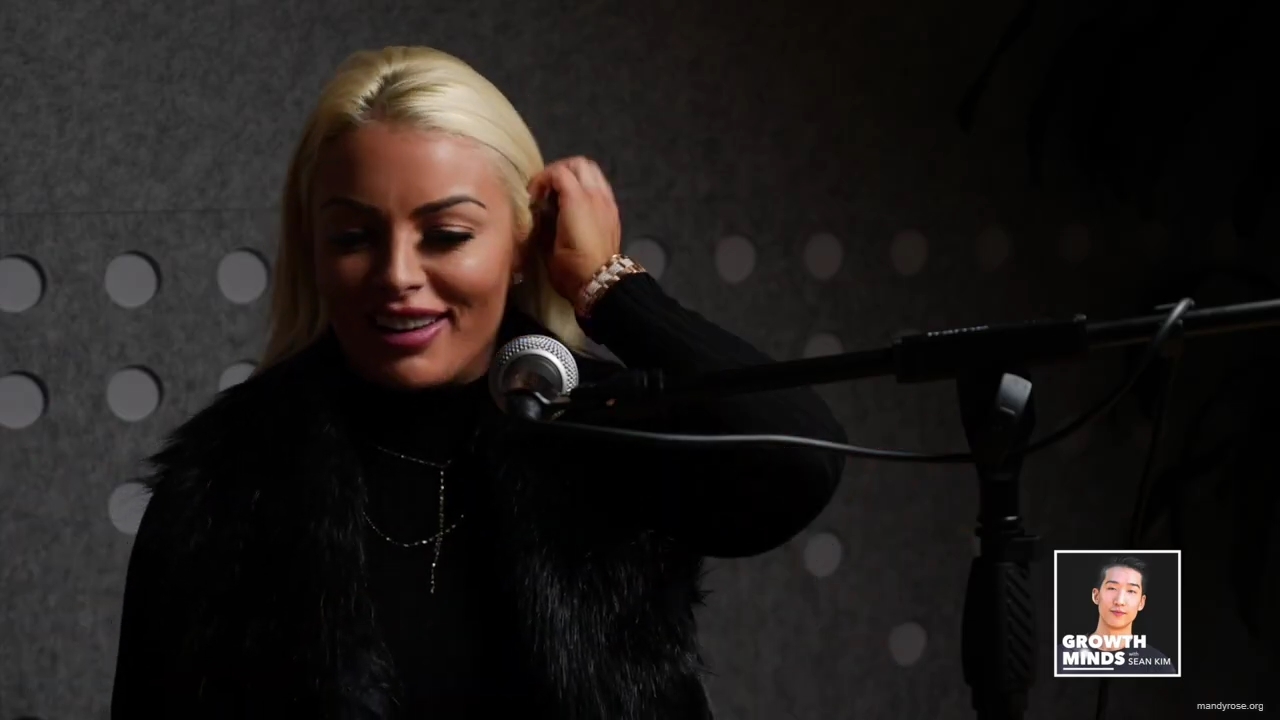 WWE_Superstar_Mandy_Rose_on_Dealing_With_People_Who_Underestimate_You_mp42923.jpg
