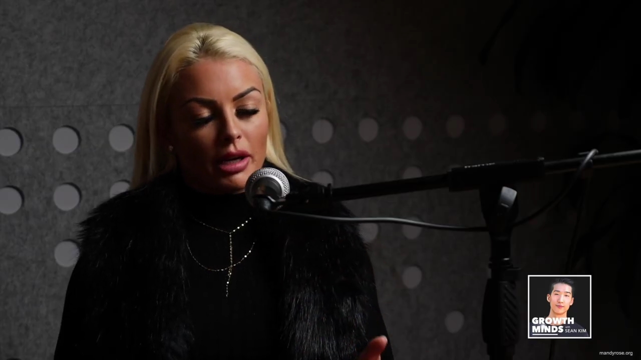 WWE_Superstar_Mandy_Rose_on_Dealing_With_People_Who_Underestimate_You_mp42937.jpg