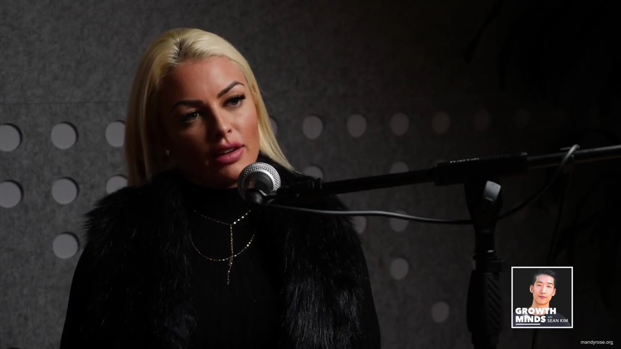 WWE_Superstar_Mandy_Rose_on_Dealing_With_People_Who_Underestimate_You_mp42941.jpg