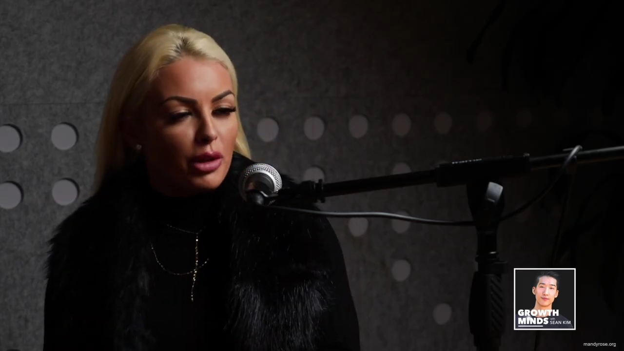 WWE_Superstar_Mandy_Rose_on_Dealing_With_People_Who_Underestimate_You_mp43049.jpg