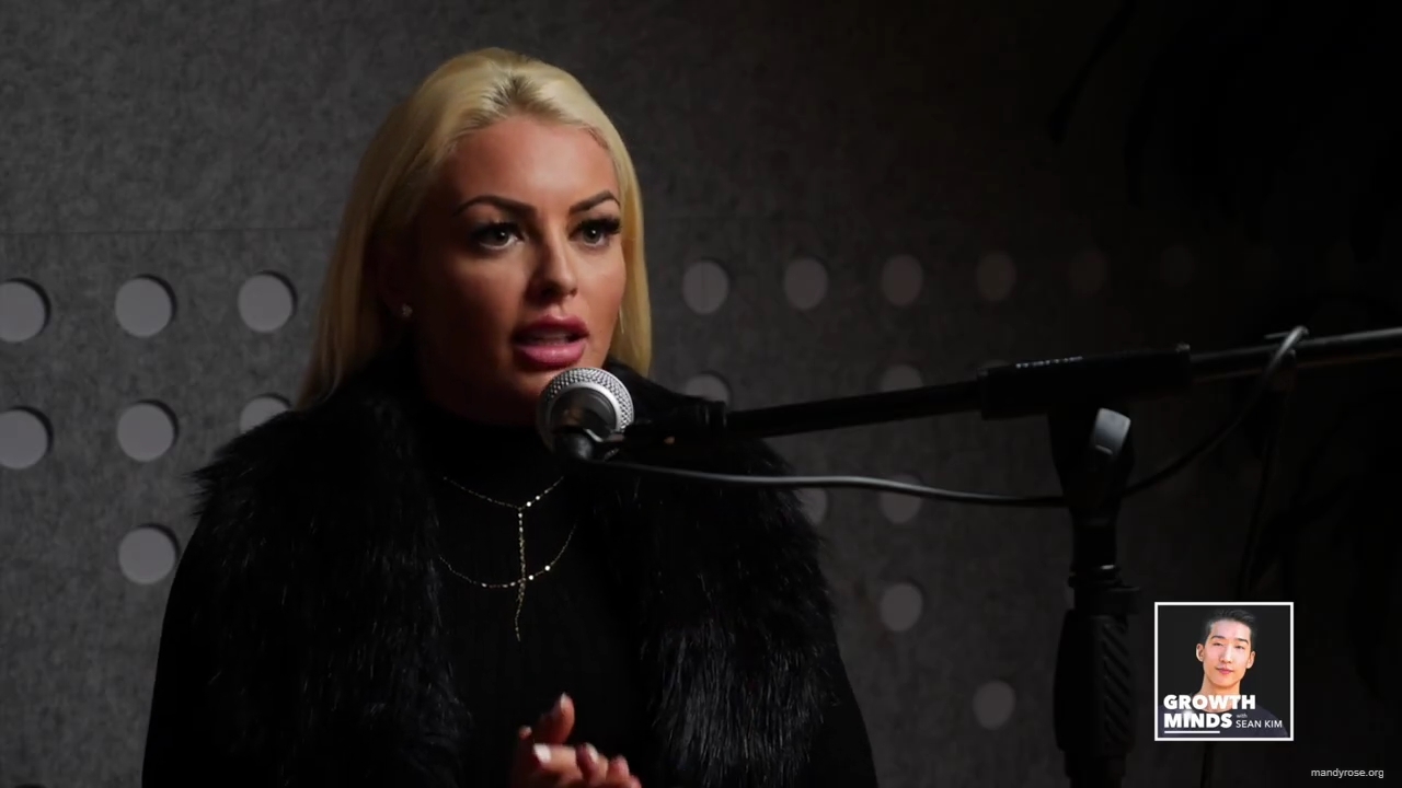 WWE_Superstar_Mandy_Rose_on_Dealing_With_People_Who_Underestimate_You_mp43058.jpg