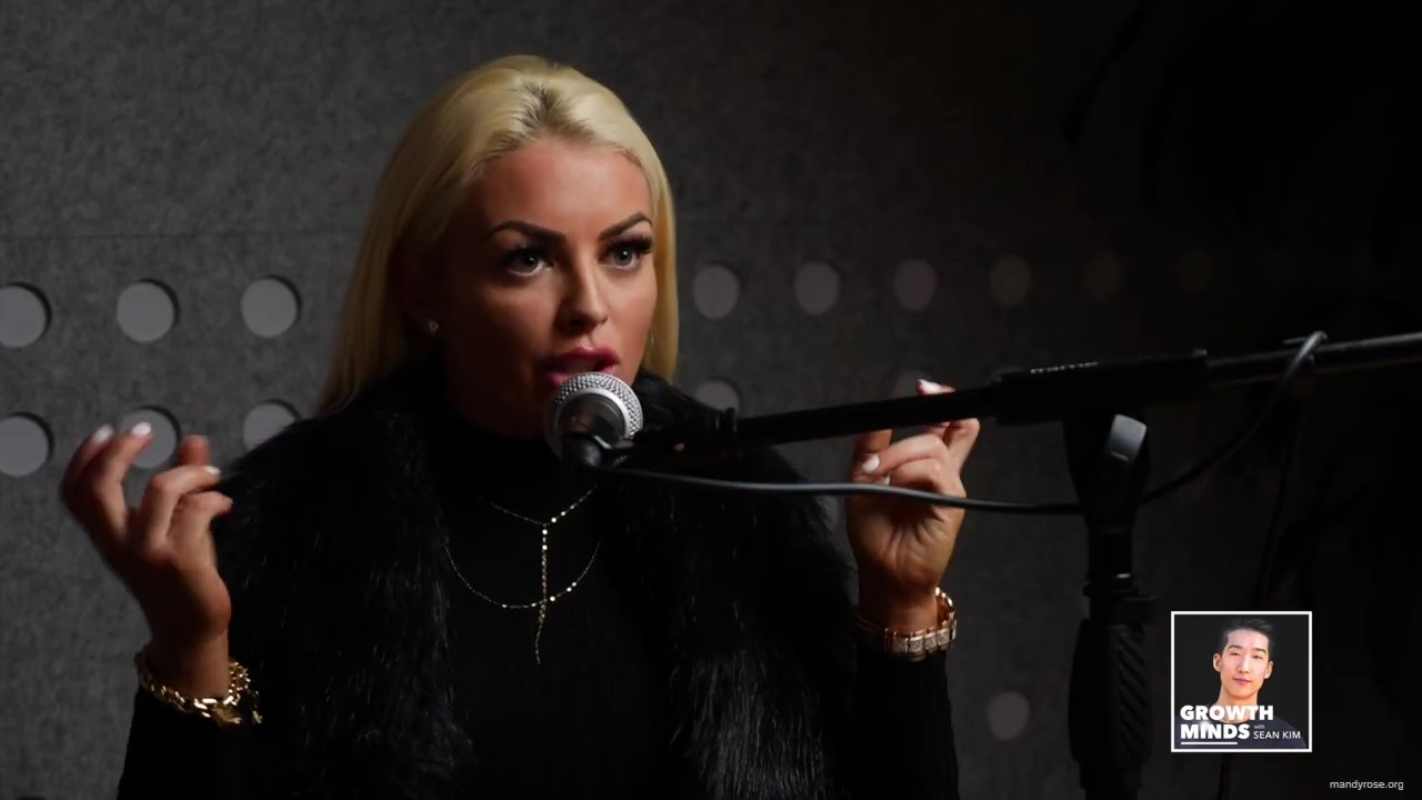 WWE_Superstar_Mandy_Rose_on_Dealing_With_People_Who_Underestimate_You_mp43060.jpg