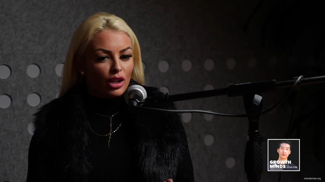 WWE_Superstar_Mandy_Rose_on_Dealing_With_People_Who_Underestimate_You_mp43072.jpg