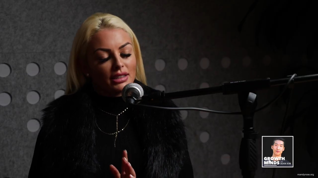 WWE_Superstar_Mandy_Rose_on_Dealing_With_People_Who_Underestimate_You_mp43076.jpg