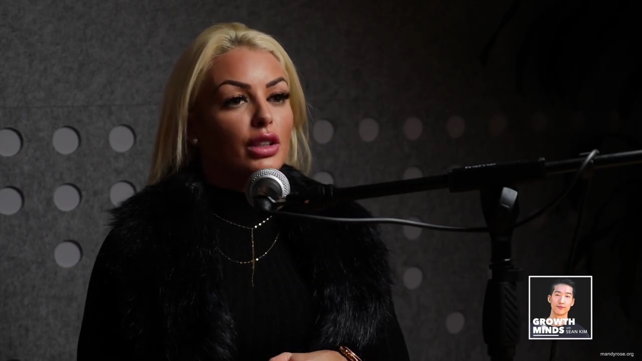 WWE_Superstar_Mandy_Rose_on_Dealing_With_People_Who_Underestimate_You_mp43105.jpg
