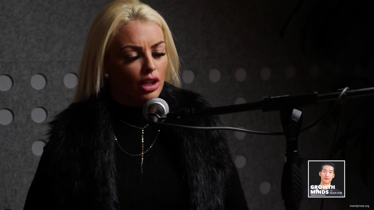 WWE_Superstar_Mandy_Rose_on_Dealing_With_People_Who_Underestimate_You_mp43122.jpg