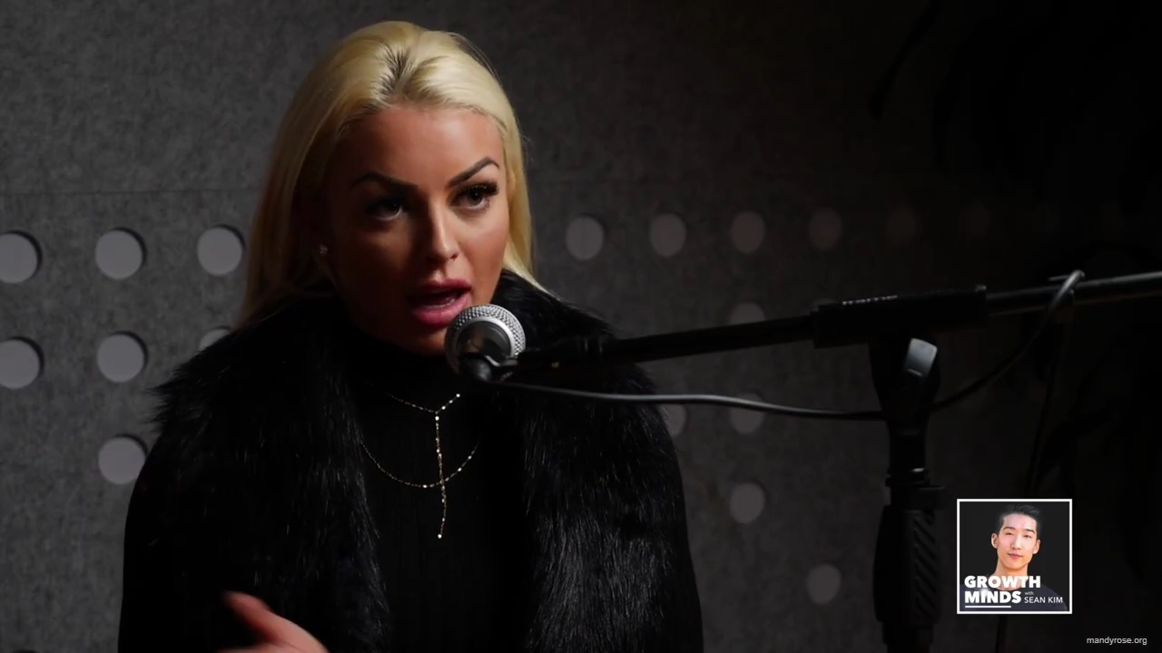 WWE_Superstar_Mandy_Rose_on_Dealing_With_People_Who_Underestimate_You_mp43141.jpg