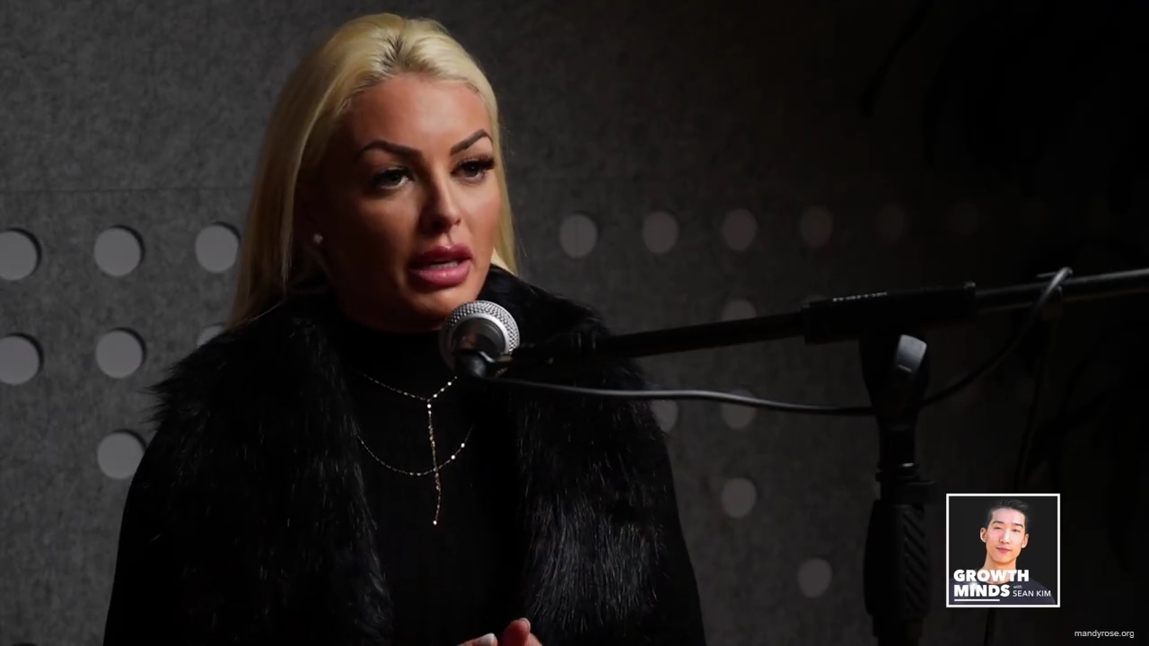 WWE_Superstar_Mandy_Rose_on_Dealing_With_People_Who_Underestimate_You_mp43148.jpg