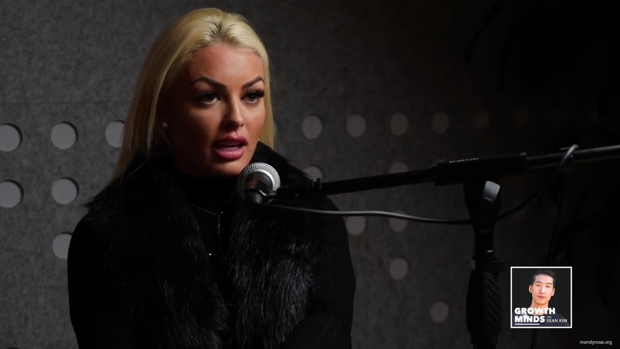 WWE_Superstar_Mandy_Rose_on_Dealing_With_People_Who_Underestimate_You_mp43153.jpg