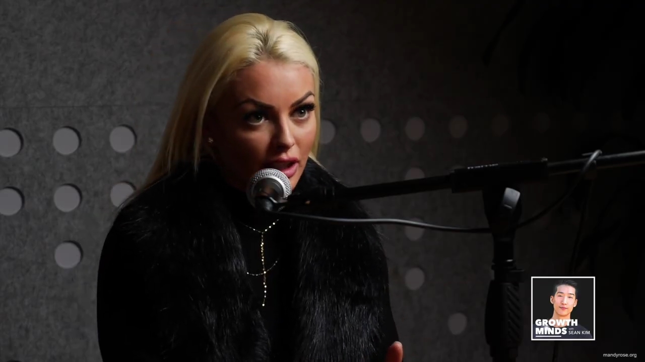 WWE_Superstar_Mandy_Rose_on_Dealing_With_People_Who_Underestimate_You_mp43155.jpg