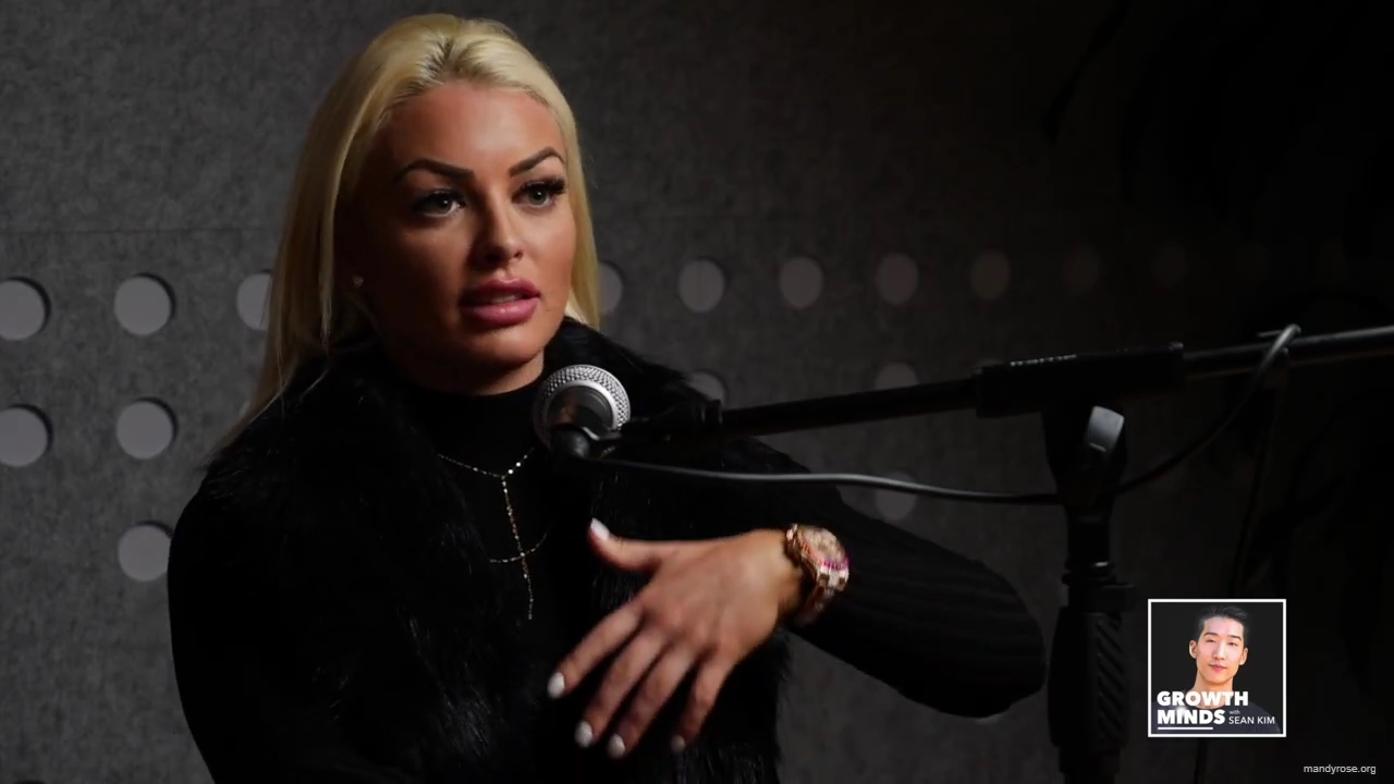 WWE_Superstar_Mandy_Rose_on_Dealing_With_People_Who_Underestimate_You_mp43157.jpg