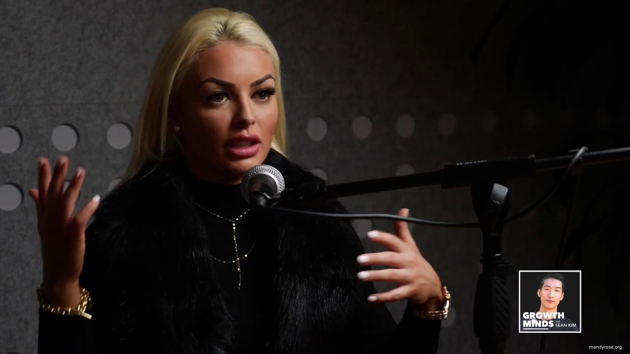 WWE_Superstar_Mandy_Rose_on_Dealing_With_People_Who_Underestimate_You_mp43158.jpg