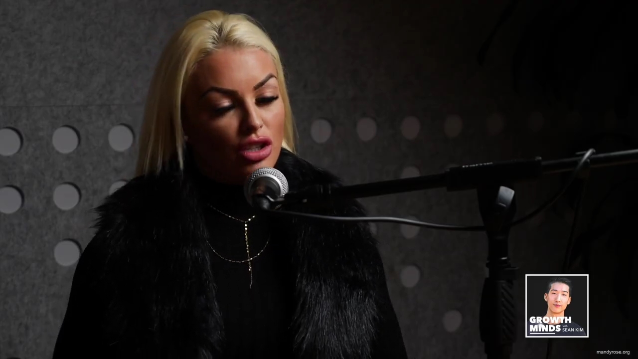 WWE_Superstar_Mandy_Rose_on_Dealing_With_People_Who_Underestimate_You_mp43171.jpg