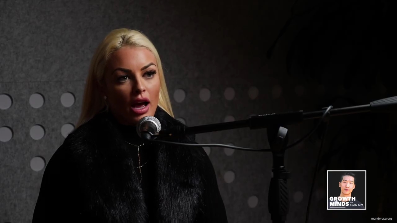 WWE_Superstar_Mandy_Rose_on_Dealing_With_People_Who_Underestimate_You_mp43182.jpg