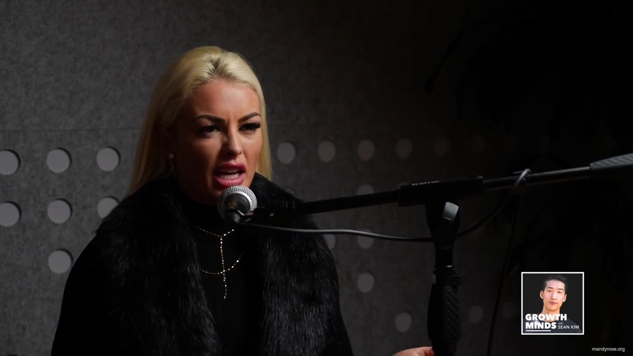 WWE_Superstar_Mandy_Rose_on_Dealing_With_People_Who_Underestimate_You_mp43193.jpg
