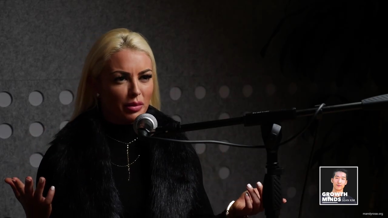 WWE_Superstar_Mandy_Rose_on_Dealing_With_People_Who_Underestimate_You_mp43196.jpg