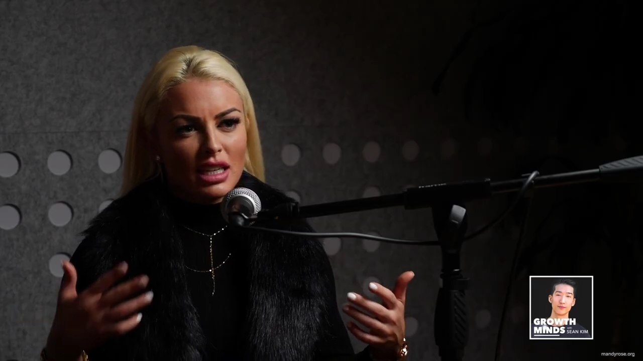 WWE_Superstar_Mandy_Rose_on_Dealing_With_People_Who_Underestimate_You_mp43197.jpg
