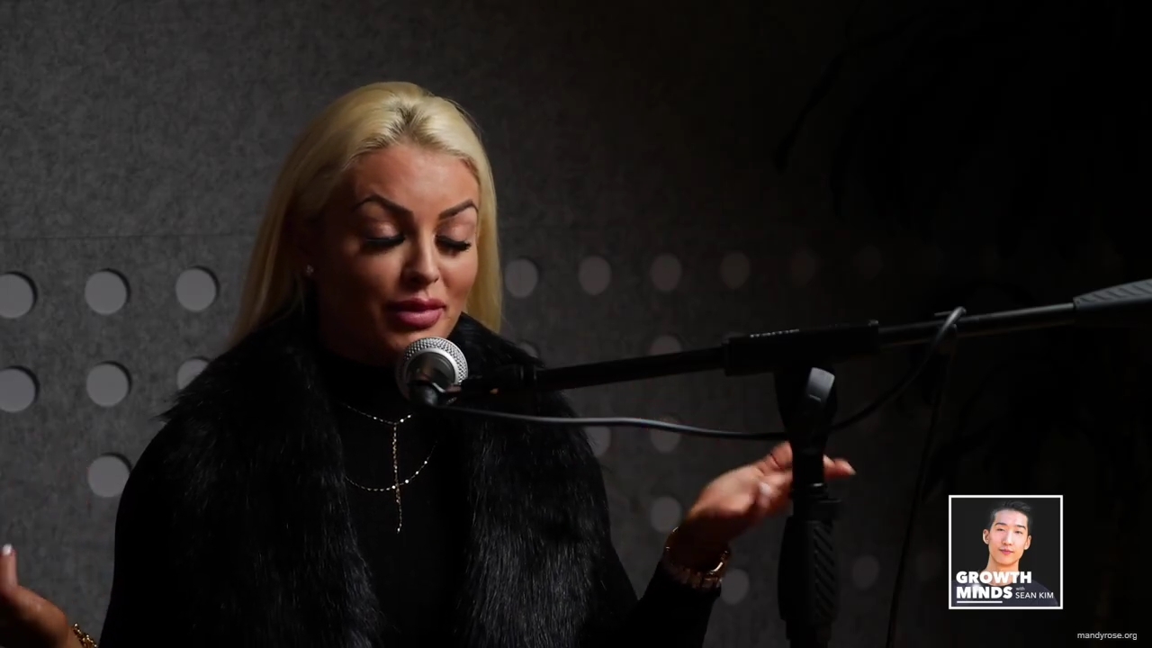 WWE_Superstar_Mandy_Rose_on_Dealing_With_People_Who_Underestimate_You_mp43200.jpg